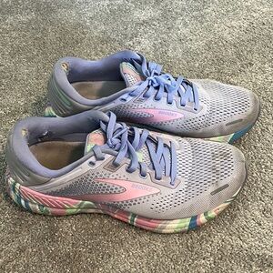 Womens Brooks Adrenaline GTS shoes